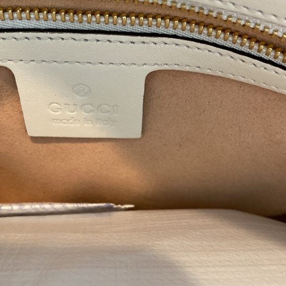 GUCCI medium tote shoulder bag. Condition: 8/10 - Picture 9 of 13